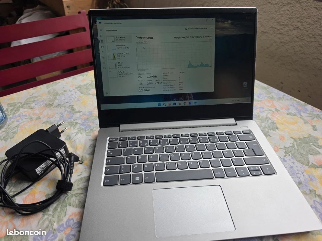Lenovo IdeaPad 330S 14" i5 – 12 Go RAM – SSD NVMe – PC rapide et léger