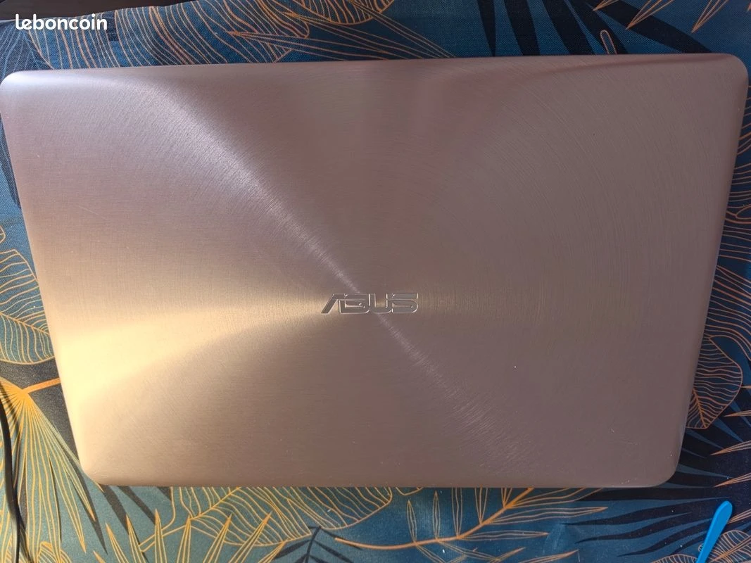 Pièces Asus UX510U